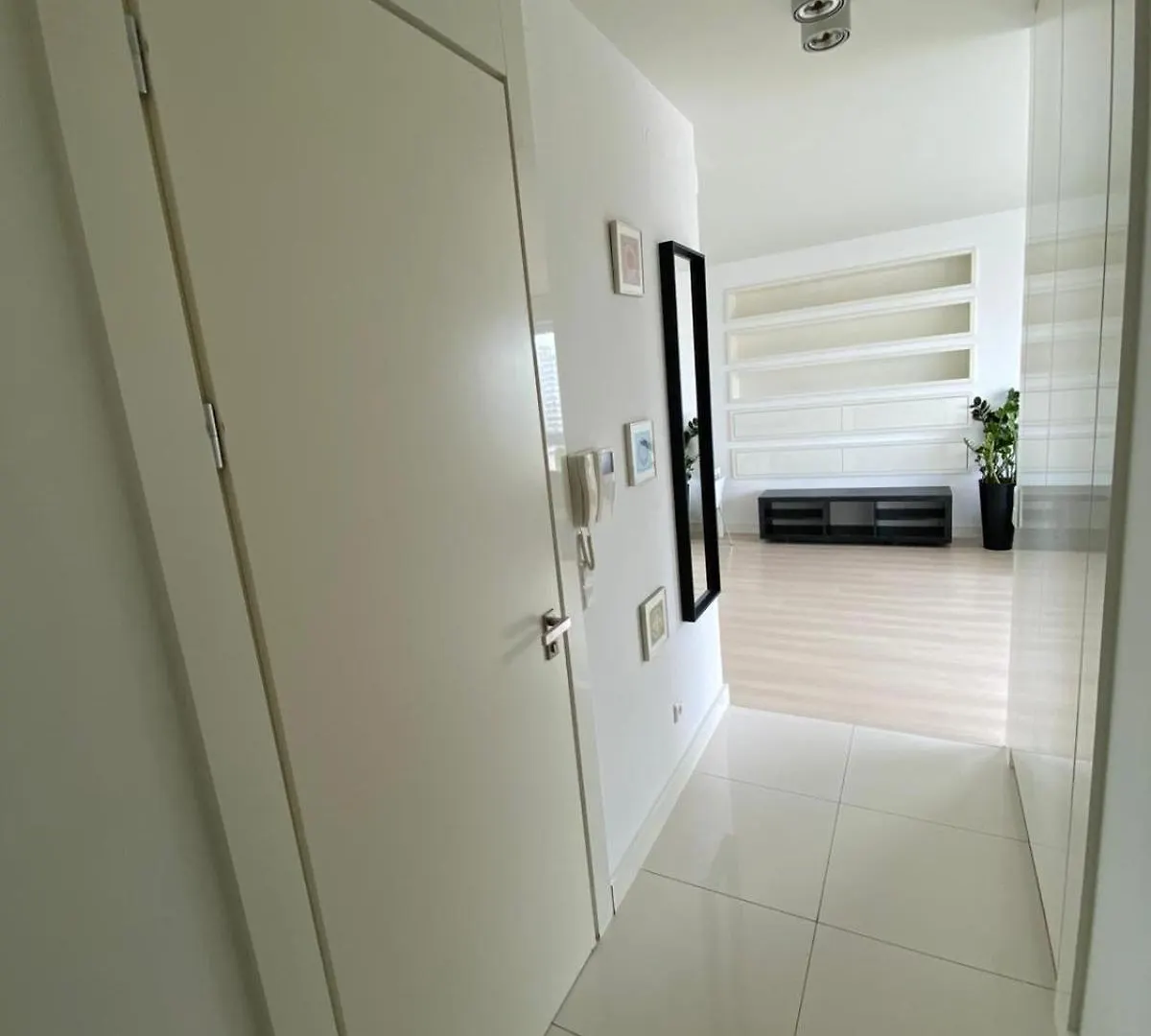 Apartment Wb2 Wyrafinowany Luksusowy Apartament W Centrum Warsaw